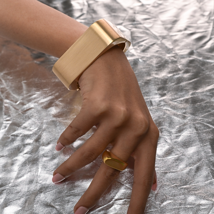 Matte Gold Square Bracelet Anti Tarnish