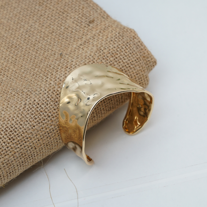 Molten Texture Cuff 18K Gold Plated Anti Tarnish