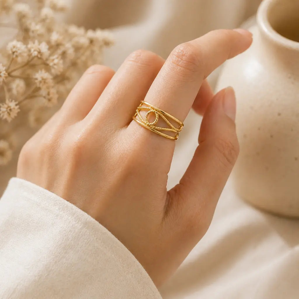 Athena Interlocking Eternity Ring 18K Gold Plated