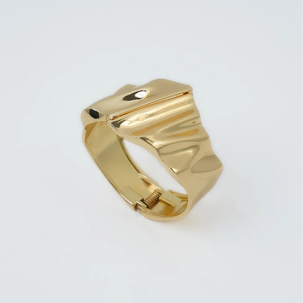 Crushed Texture Statement Bracelet 18K Gold Plated Anti Tarnish