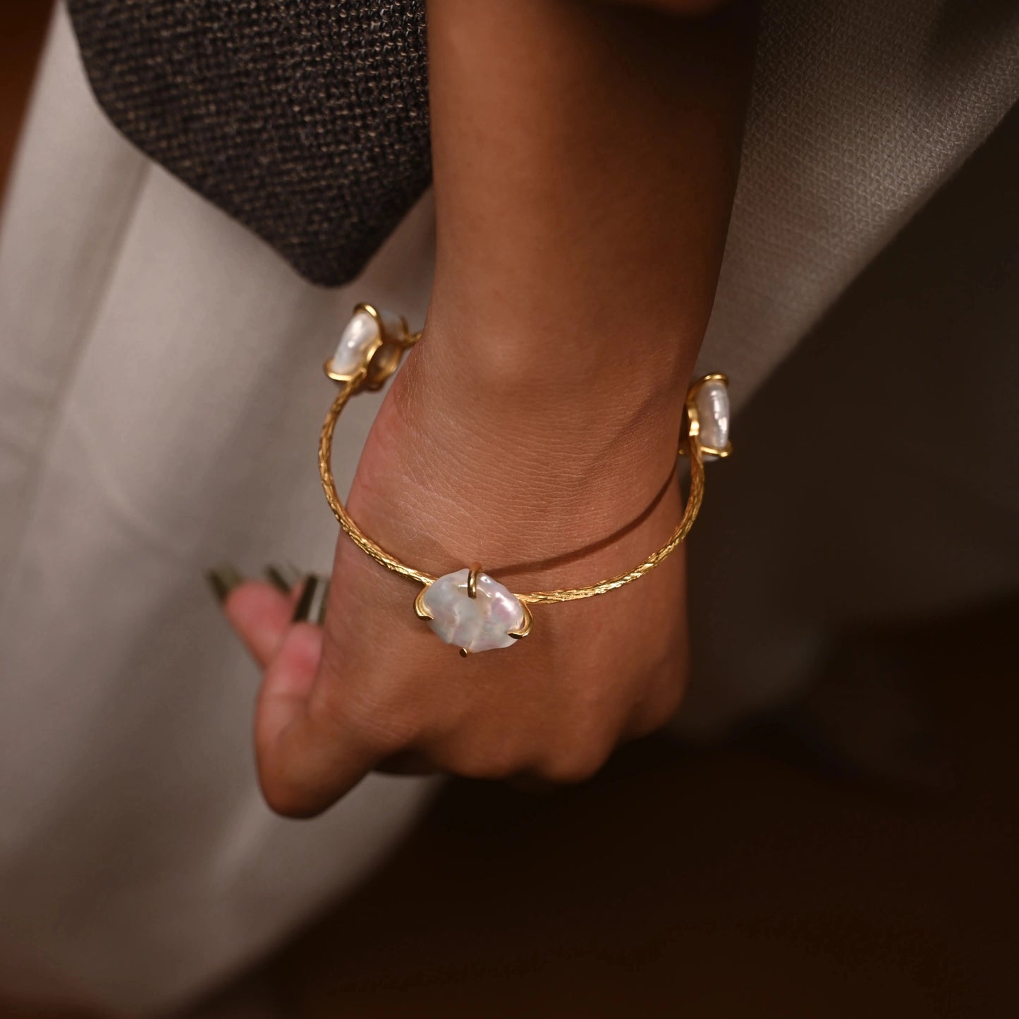 Triple Pearl Minimal Bracelet 18K Gold Plated Anti Tarnish