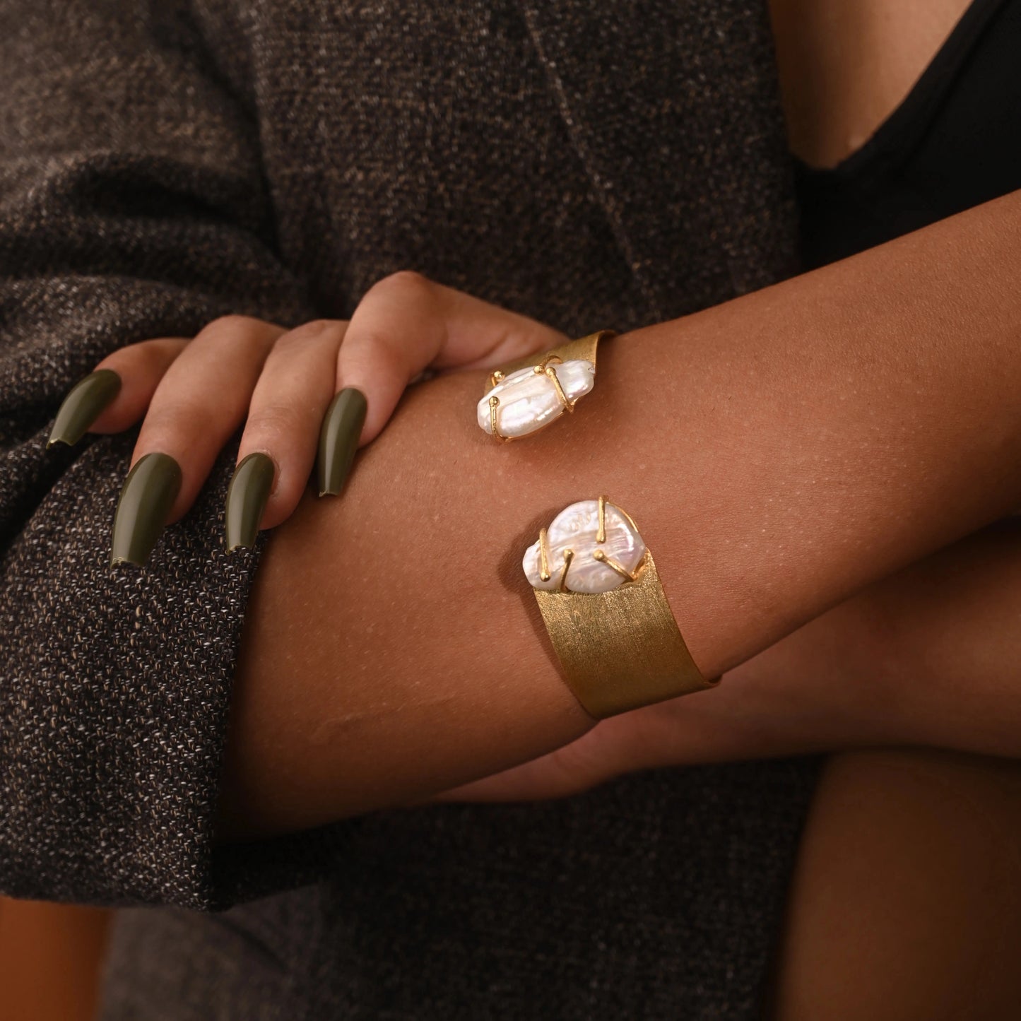 Matte Pearl End Cuff 18K Gold Plated Anti Tarnish