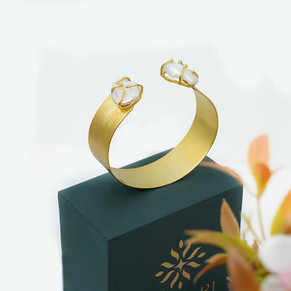 Matte Pearl End Cuff 18K Gold Plated Anti Tarnish