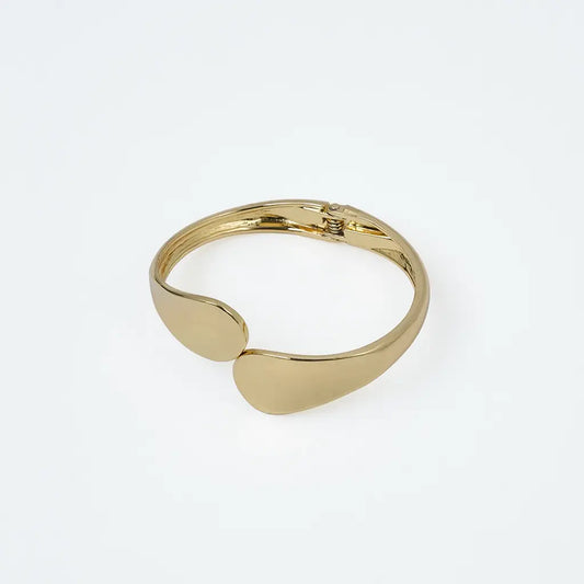Liquid Curve Minimal Cuff 18K Gold Plated Anti Tarnish