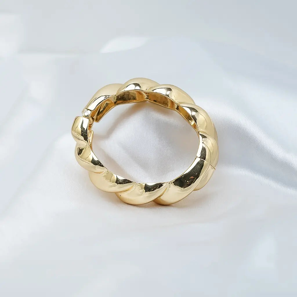 Twisted Luxe Bracelet 18K Gold Plated Anti Tarnish