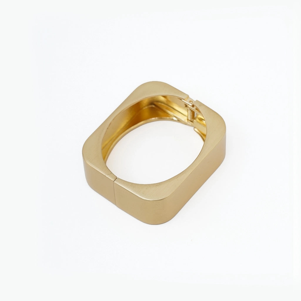 Matte Gold Square Bracelet Anti Tarnish