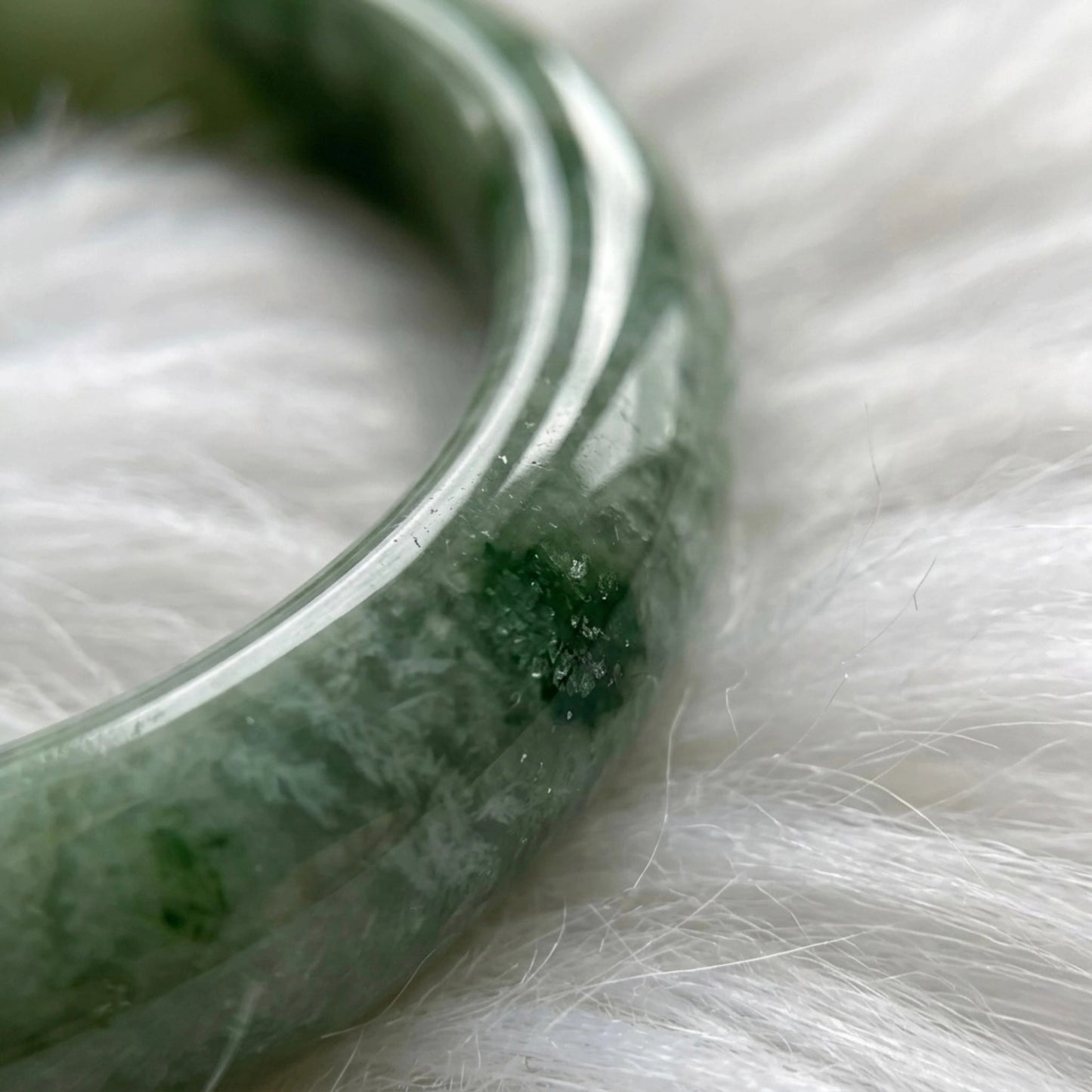 Pale Jade Slim Bangle