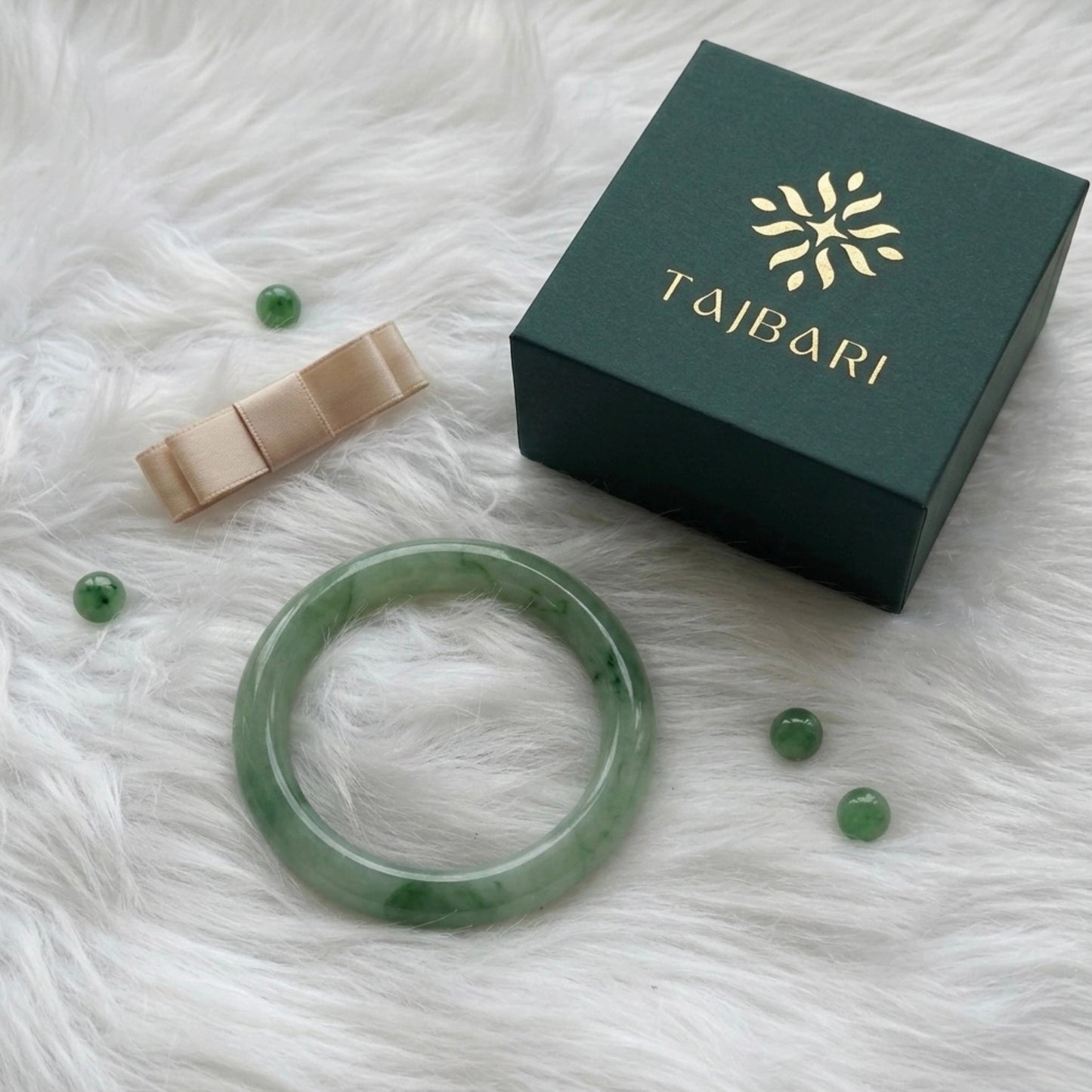 Pale Jade Slim Bangle