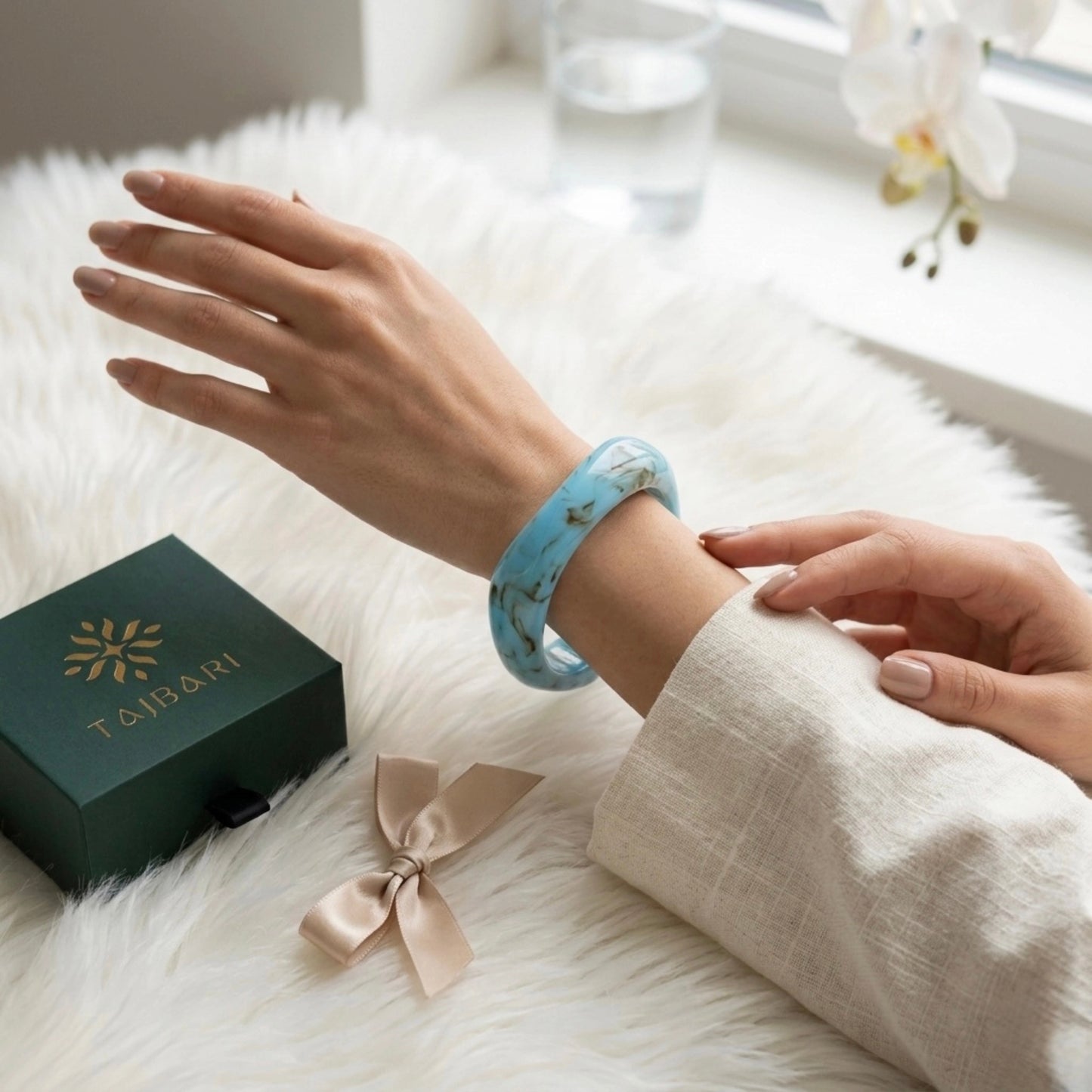 Sky Stone Float Bangle
